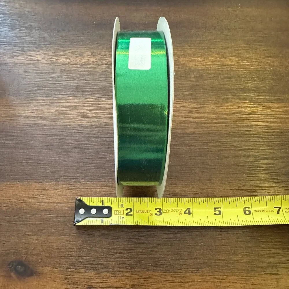 RELIANT RIBBON Large Roll Emerald Green Metallic Polypropylene 1.25